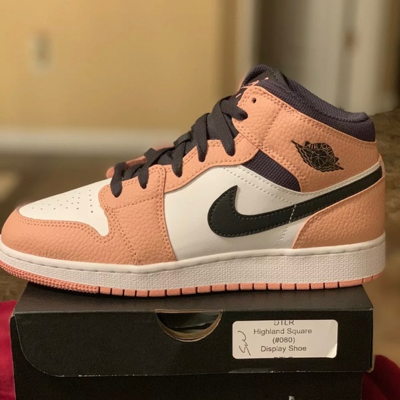 Nike Jordan 1 Mid Pink Quartz - Picture 4 of 16